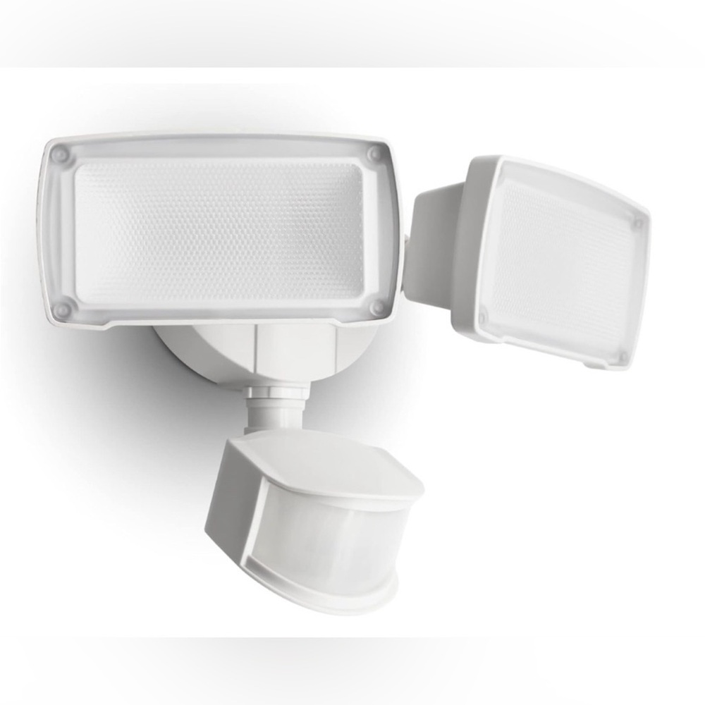 Super Bright 5000 Lumen LED Motion Activated
Floodlight Waterproof Dusk to Dawn